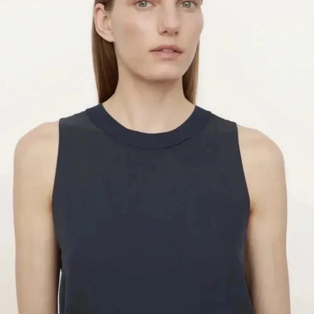 Vince. Unfold Rib Trim Crew Neck Shell in Coastal Blue sz small - Picture 2 of 10